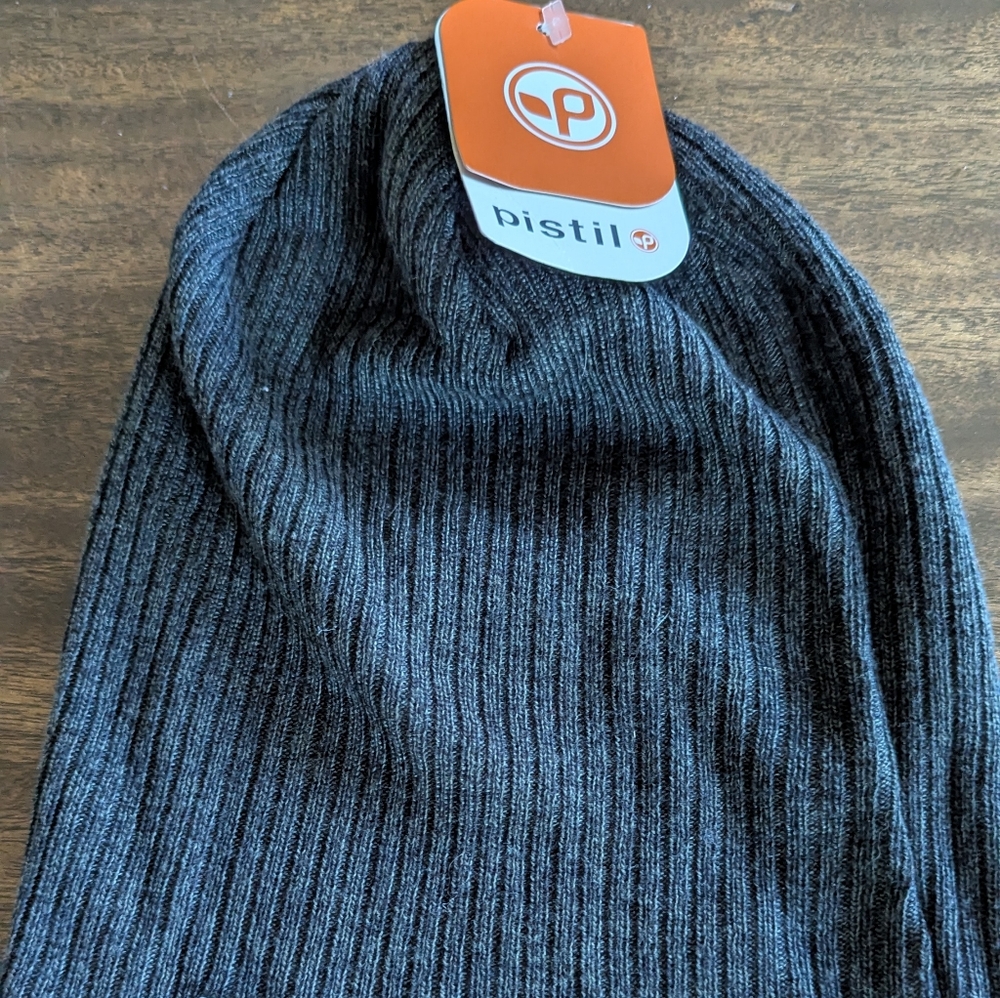 Pistil Beanie